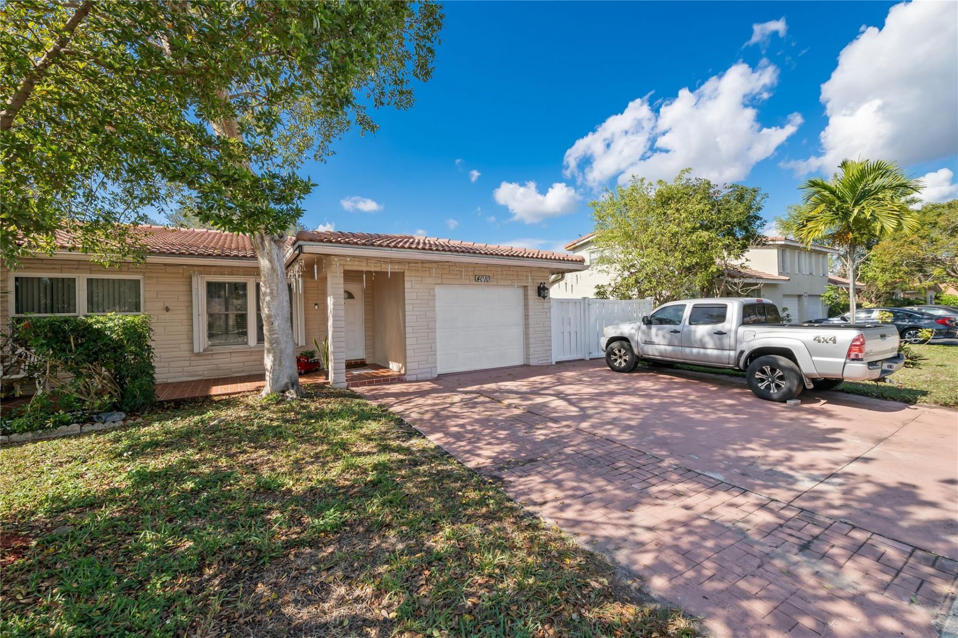 4010 Coral Springs Drive, Coral Springs, FL 33065 Photo