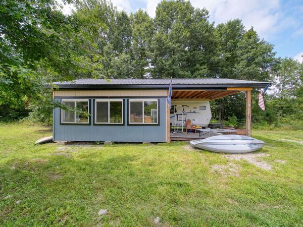 7433 Milan-Oakville Road, Milan, MI 48160