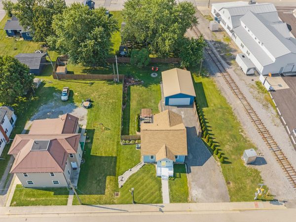 405 E Pike Street, Jackson Center, OH 45334