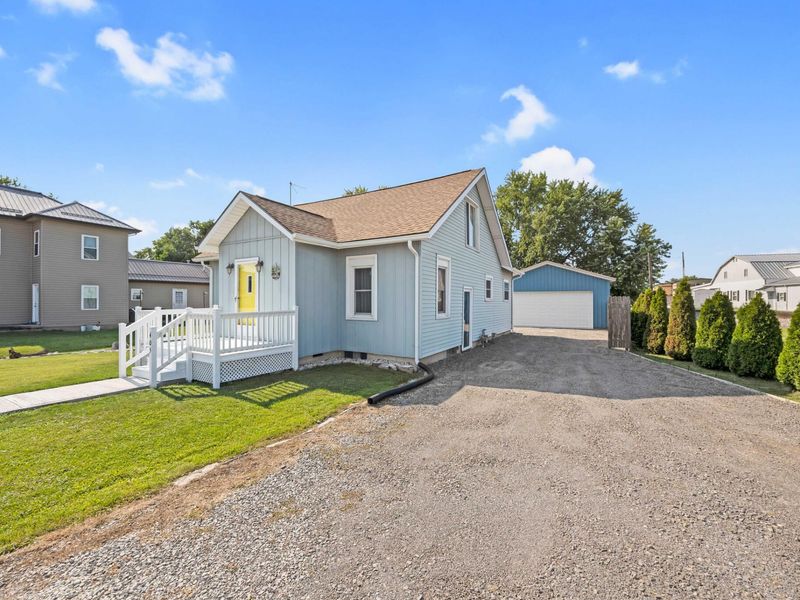 405 E Pike Street, Jackson Center, OH 45334 Photo 5