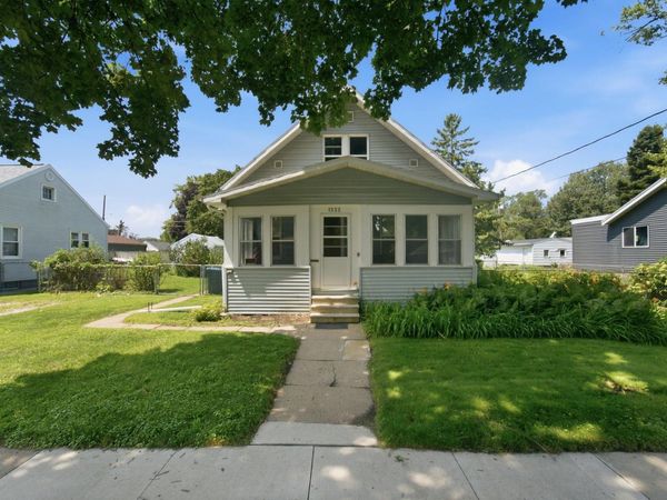 1222 Wallgate Avenue, Waterloo, IA 50701