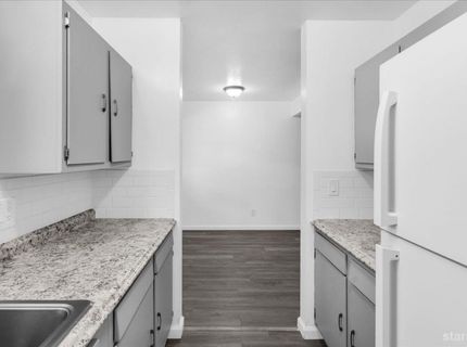 3685 Tamarack Avenue, South Lake Tahoe, CA 96150 Photo