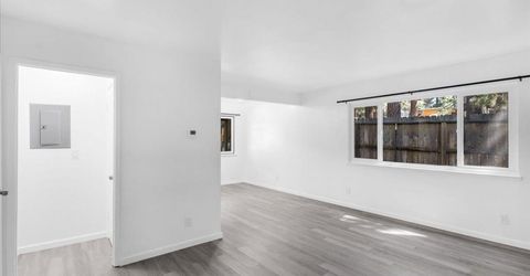 3685 Tamarack Avenue, South Lake Tahoe, CA 96150 Photo