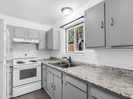 3685 Tamarack Avenue, South Lake Tahoe, CA 96150 Photo