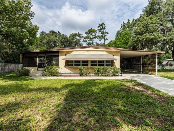 35737 SHELLEY DRIVE , LEESBURG, FL 34788