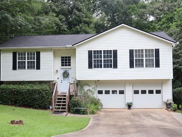 8748 Jenkins Road , Douglasville, GA 30187