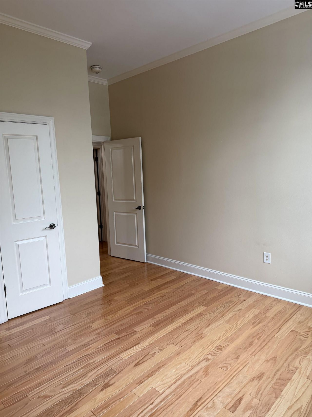 705 Maple Street  Photo 11