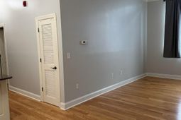 705 Maple Street  photo 4