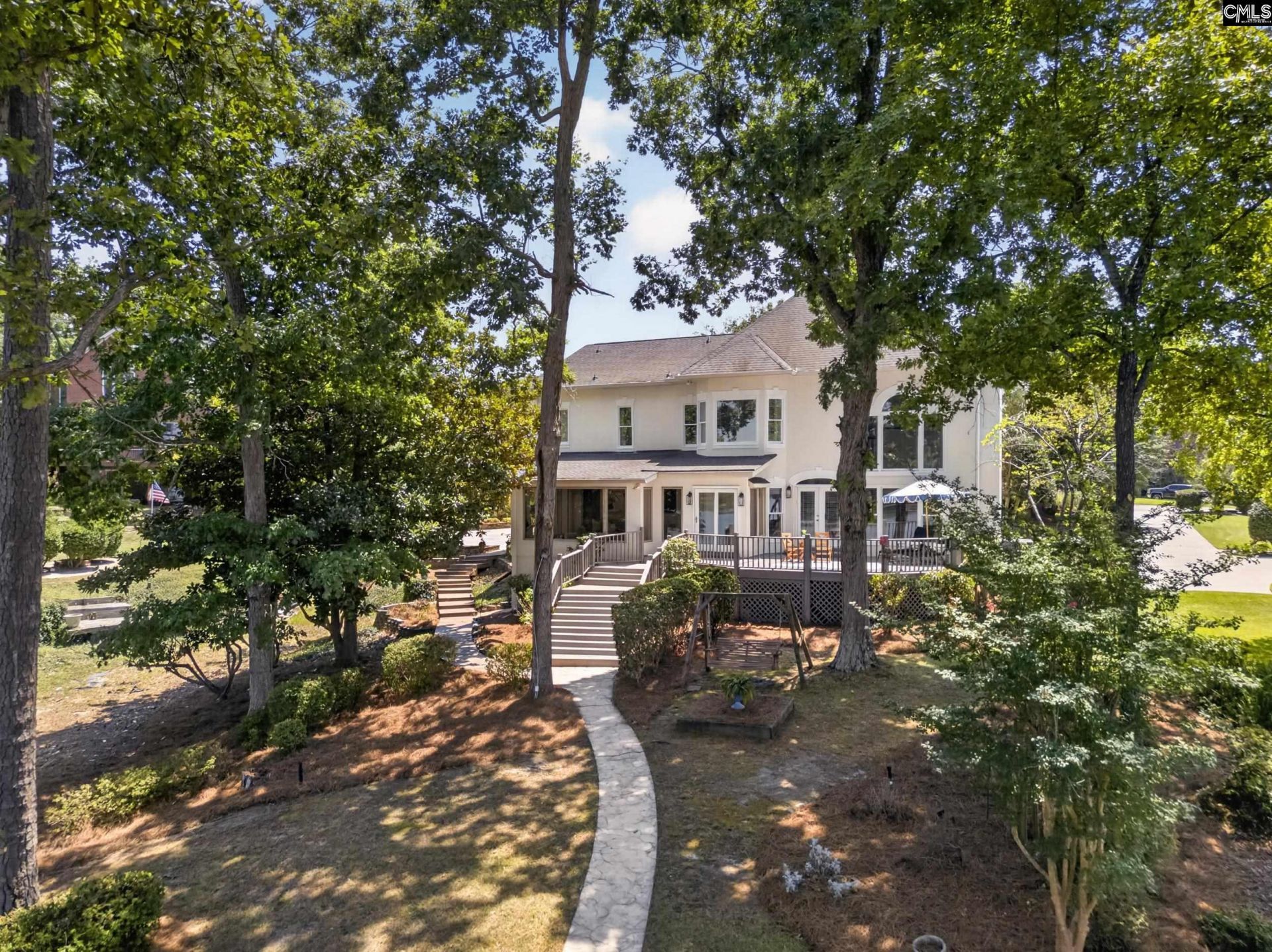 1404 Martins Crossing Court  Photo 44