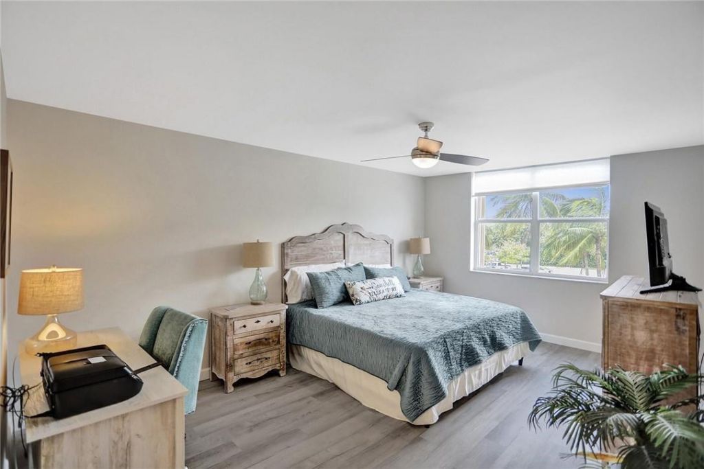 5200 N Ocean Boulevard, Unit 310B, Lauderdale by the Sea, FL 33308 Photo