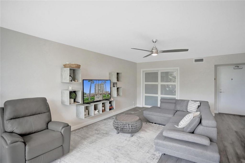 5200 N Ocean Boulevard, Unit 310B, Lauderdale by the Sea, FL 33308 Photo