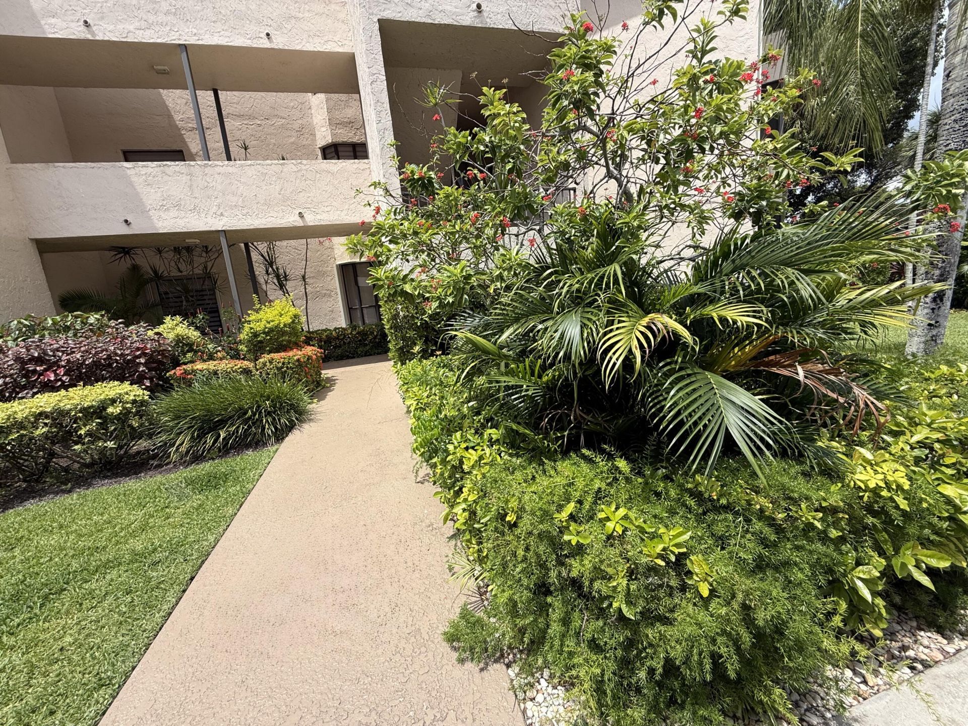 7472 La Paz Boulevard, Unit 102, Boca Raton, FL 33433 Photo