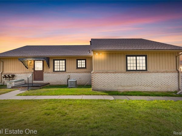 13936 Harrington Drive , Warren, Mi 48088