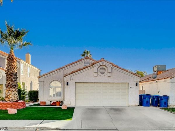 8113 N Hercules Drive , Las Vegas, NV 89128