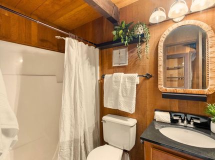 16845 Northwoods Boulevard, Truckee, CA 96161 Photo