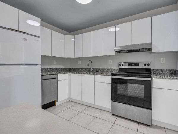 340 NW 19th Street, Unit 308, Boca Raton, FL 33432