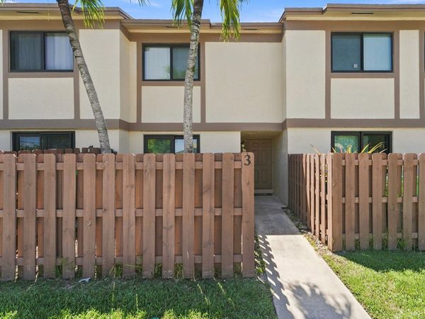 2975 NW 106TH Avenue, Unit 3, Sunrise, FL 33322
