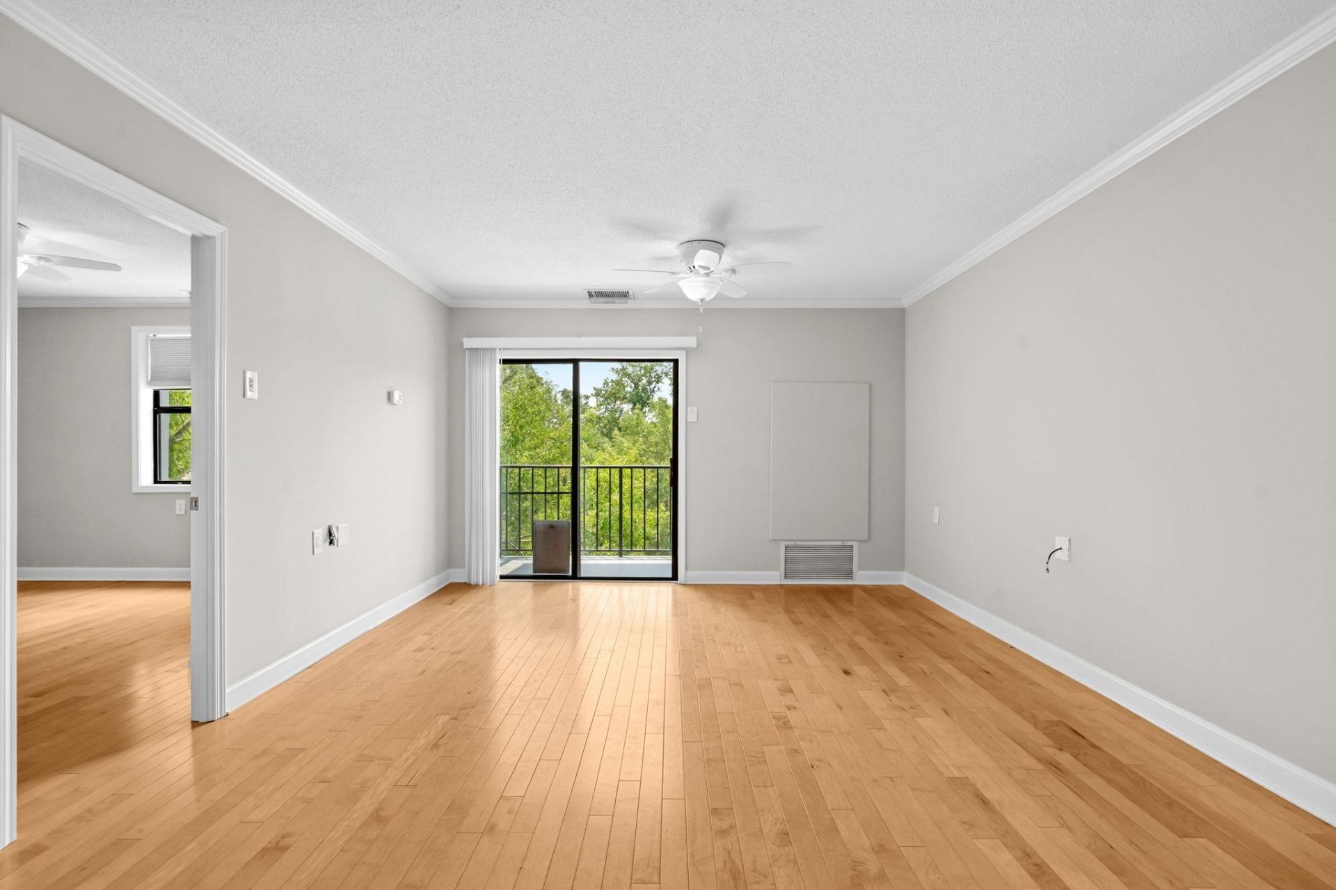 5001 Little River Rd. Photo 10