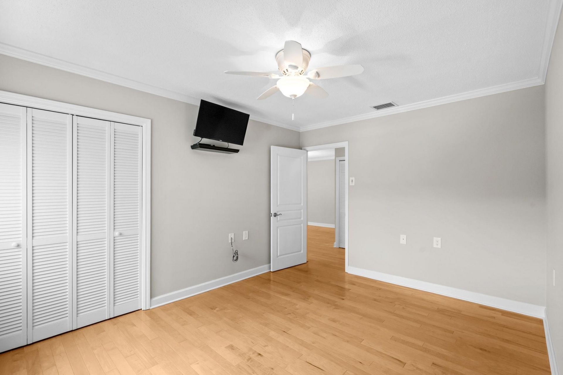 5001 Little River Rd. Photo 24