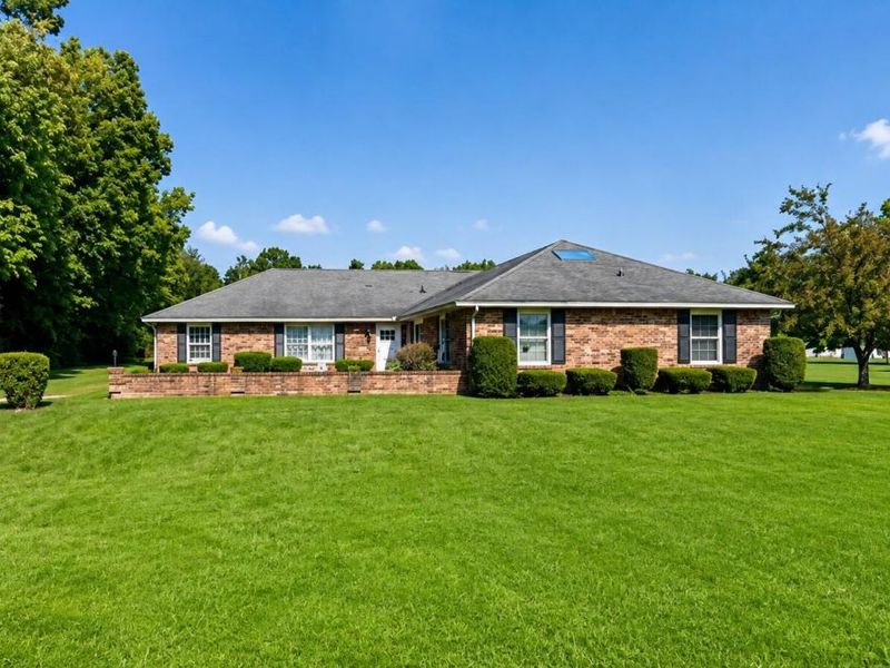 8494 N Bennett Drive, Piqua, OH 45356 Photo 1