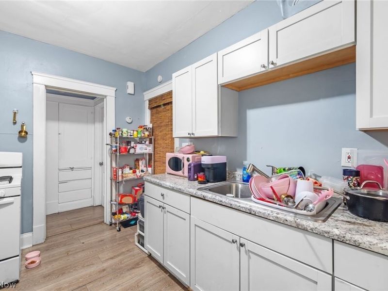 2231 W 105th Street , Cleveland, OH 44102 Photo 7