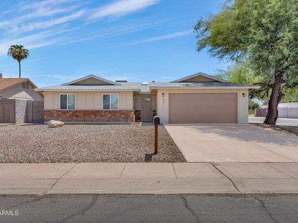 323 W HARVARD Avenue, Gilbert, AZ 85233