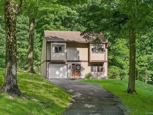 66 Whitetail Run , Chester, NY 10918