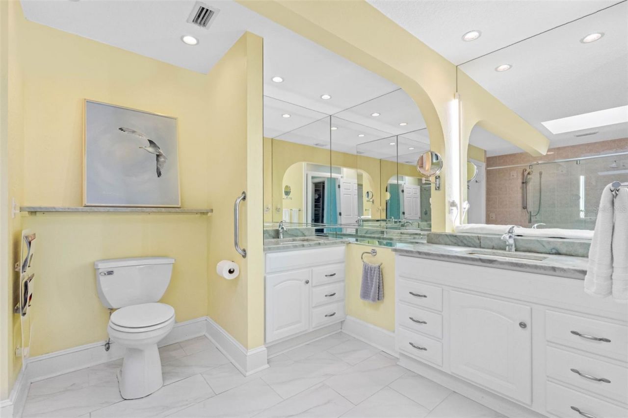139 Bluff View Drive, Unit 407, Belleair Bluffs, FL 33770 Photo