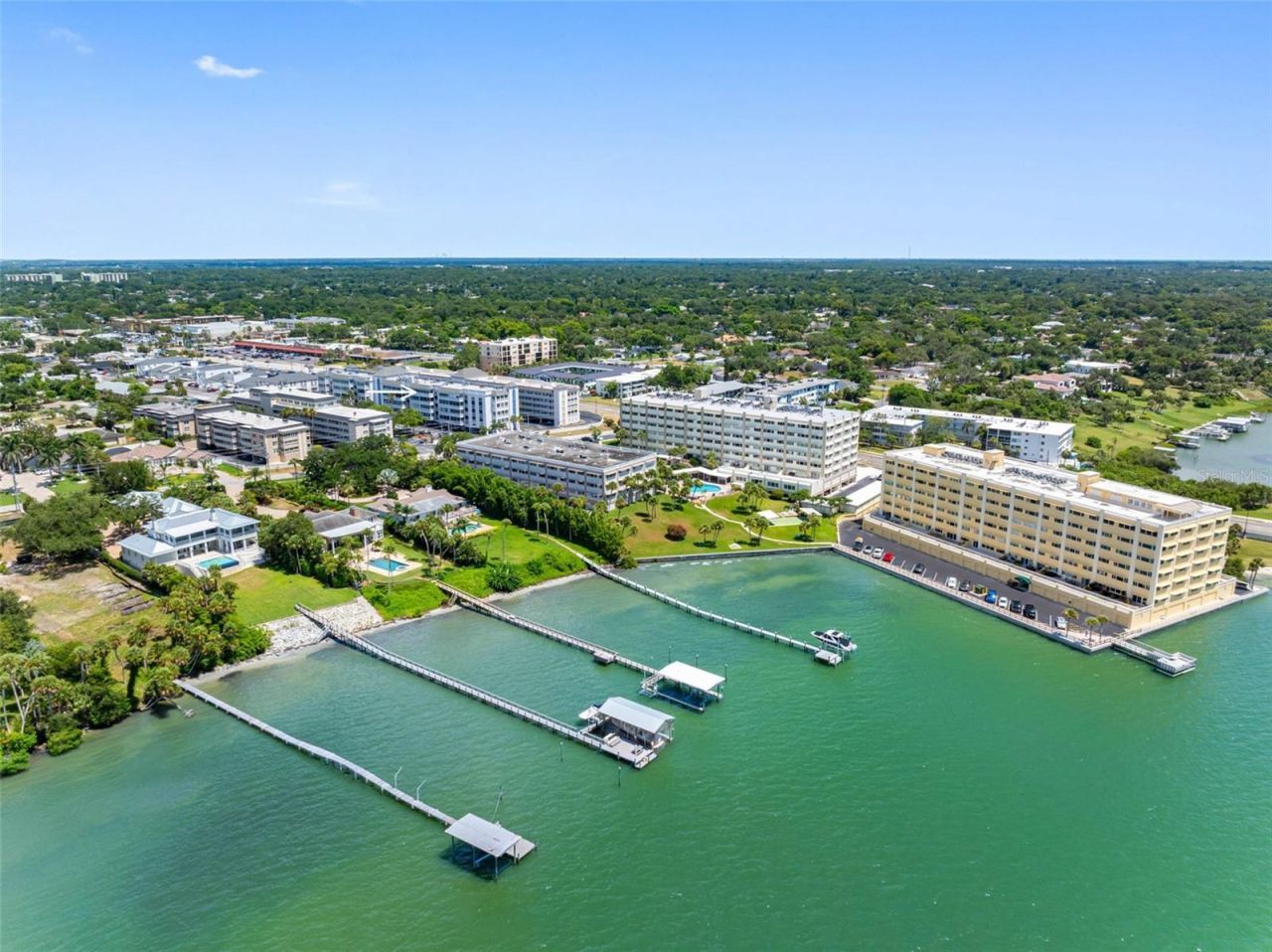 139 Bluff View Drive, Unit 407, Belleair Bluffs, FL 33770 Photo