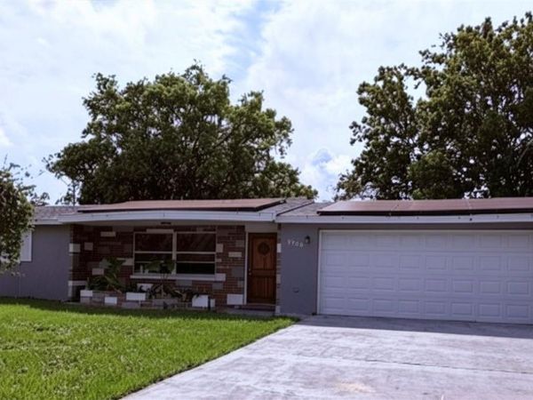 6145 MAPLEWOOD DRIVE , NEW PORT RICHEY, FL 34653