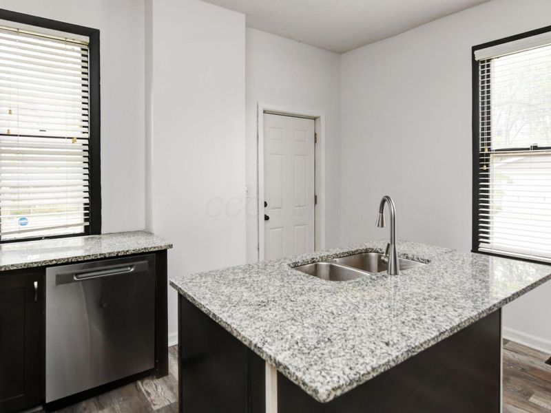 683-685 S Champion Avenue , Columbus, OH 43205 Photo 15