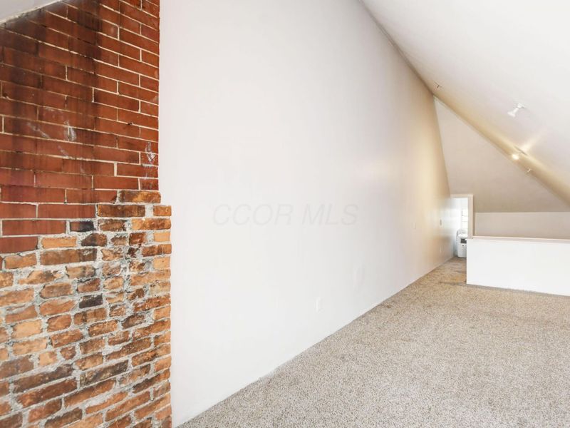 683-685 S Champion Avenue , Columbus, OH 43205 Photo 30