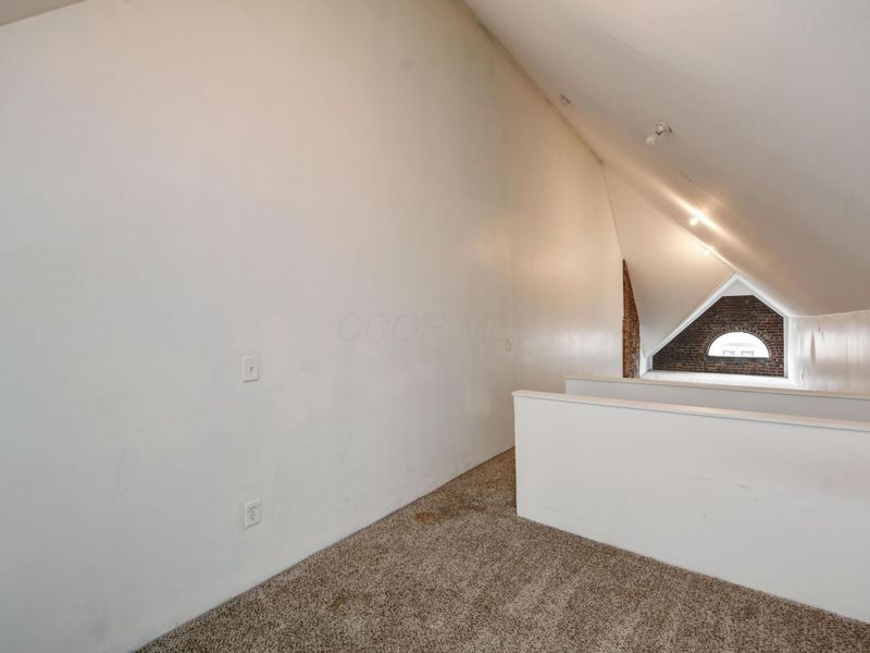 683-685 S Champion Avenue , Columbus, OH 43205 Photo 56