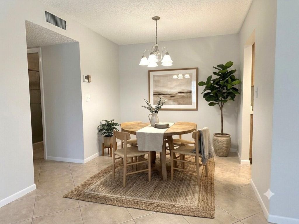 1202 S Drive Circle, Unit A, Delray Beach, FL 33445 Photo