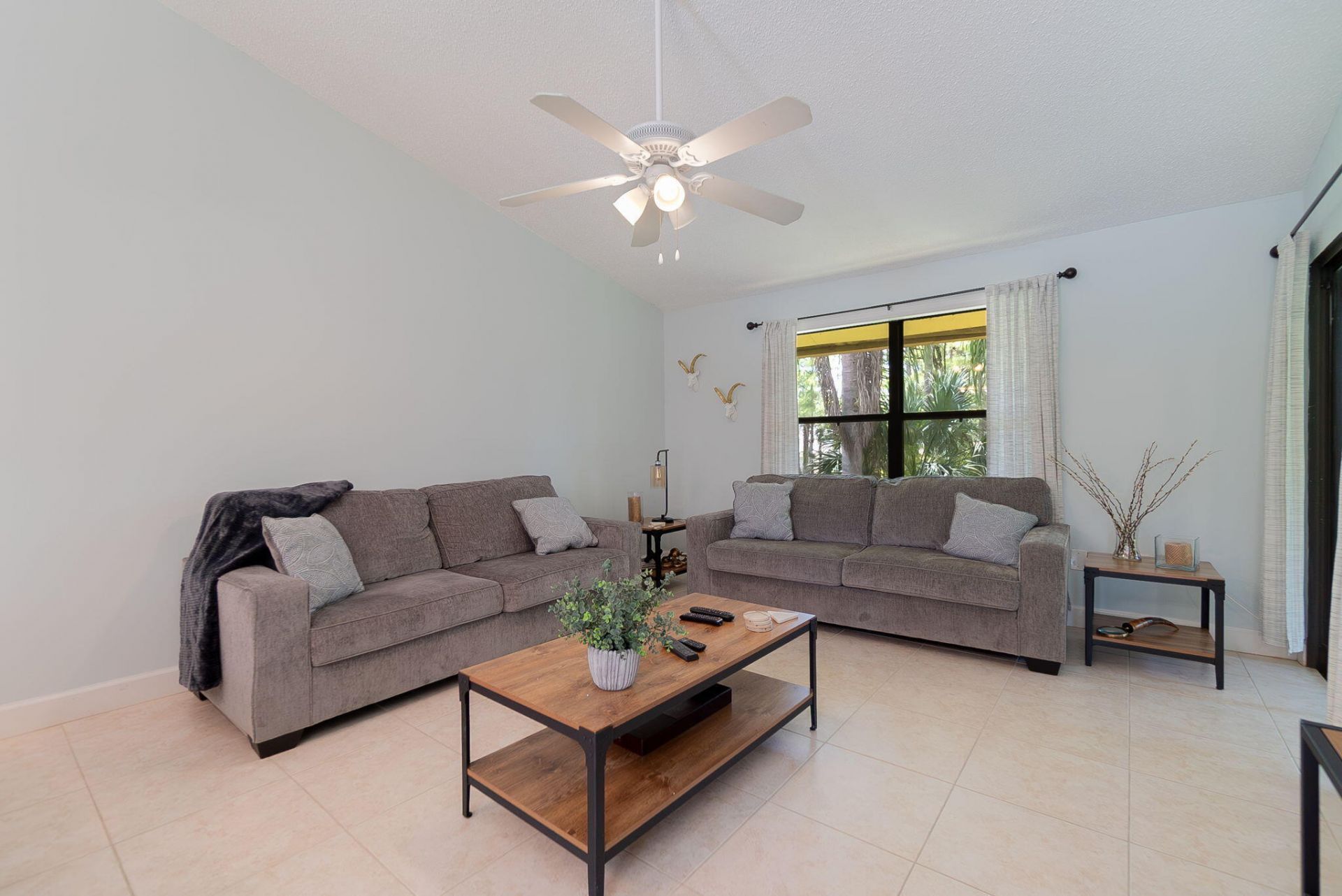 13095 Belhaven Court, Unit 11, Wellington, FL 33414 Photo