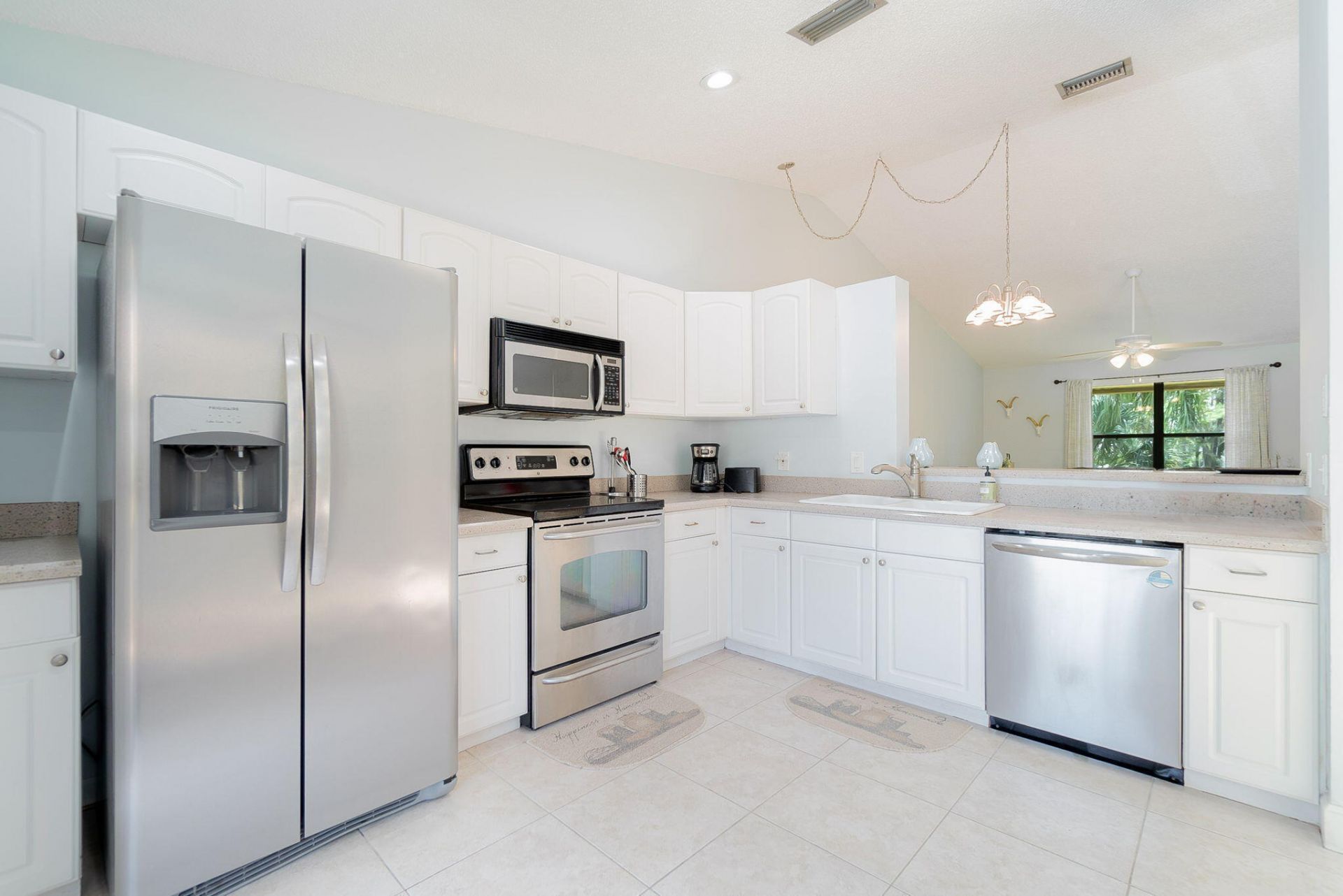 13095 Belhaven Court, Unit 11, Wellington, FL 33414 Photo