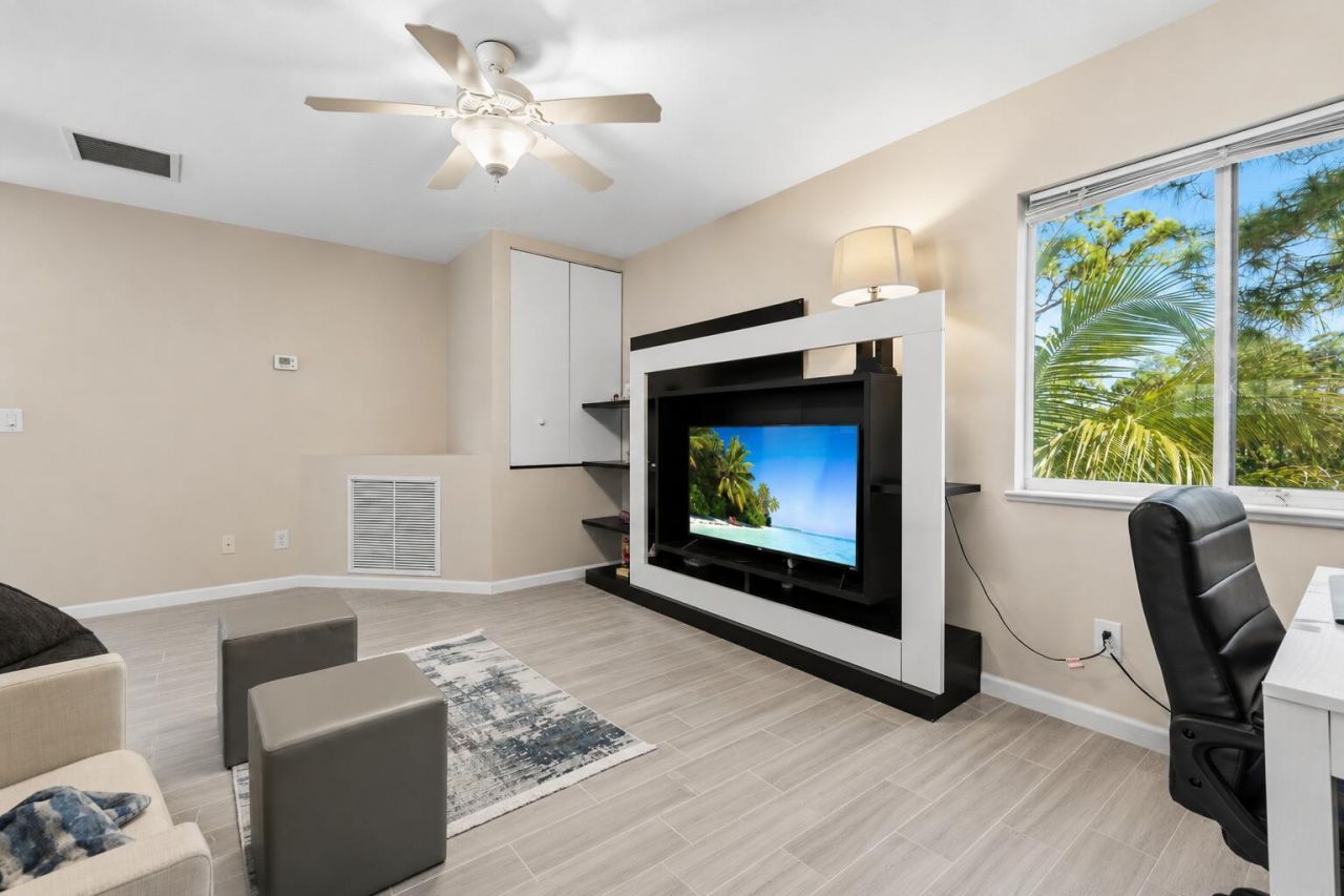 624 NE Bent Paddle Lane, Port Saint Lucie, FL 34983 Photo