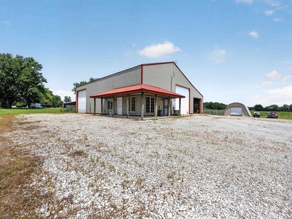 14947 S St Rd 59, Jasonville, IN 47438