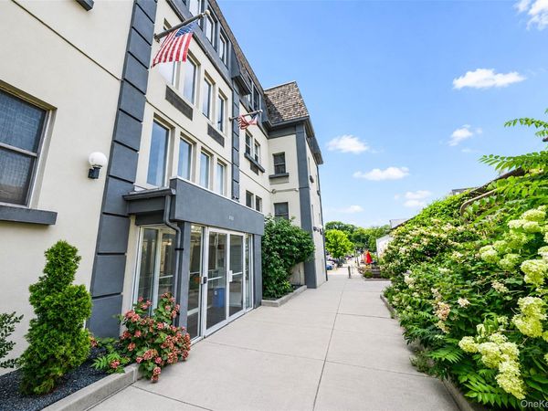 202 Main Street , Port Jefferson, NY 11777