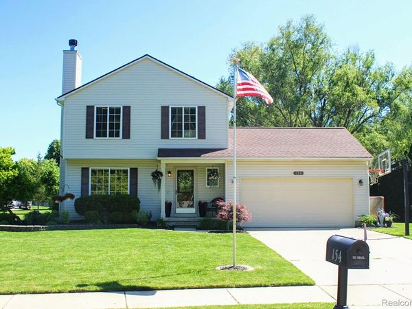 154 Garden Court , Northfield Township, Mi 48189