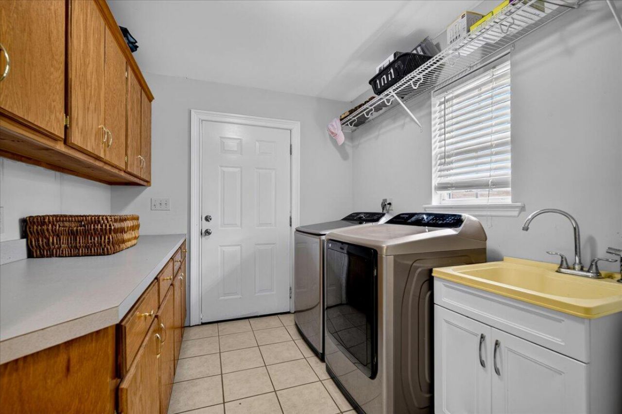 822 Highway 61 Photo 35