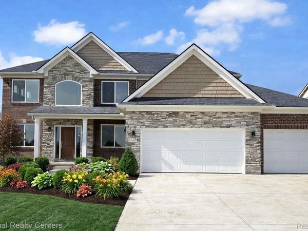 37 Valley Creek Drive , Goodrich Village, Mi 48438