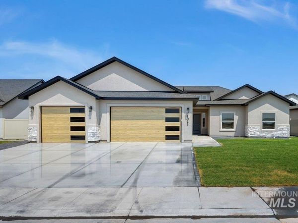 1022 Quartz, Kimberly, ID 83341