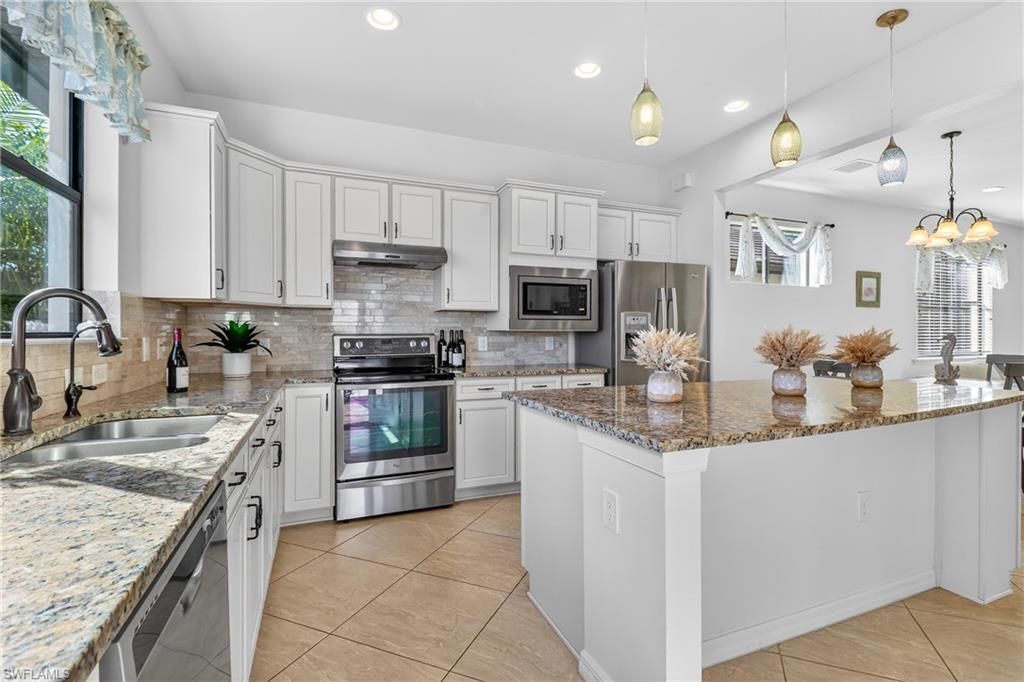 20281 Corkscrew Shores Blvd, Estero, FL 33928 Photo