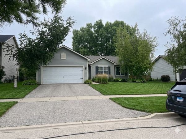 943 Pond Brook Avenue , Malta, IL 60150