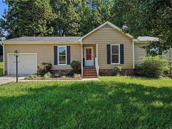 627 Woodland Circle, Asheboro, NC 27203