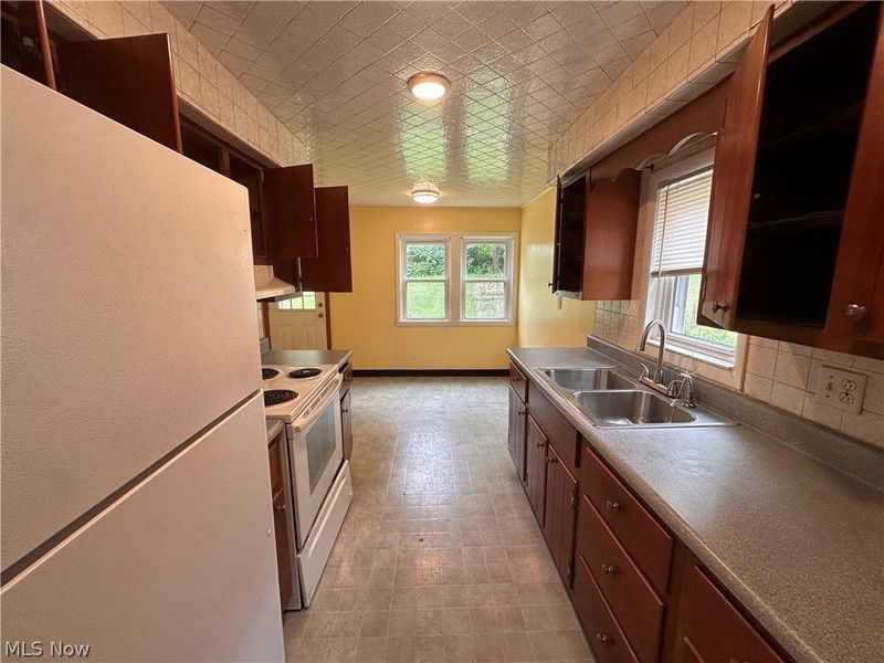 2636 Hollywood Boulevard , Steubenville, OH 43952 Photo 10