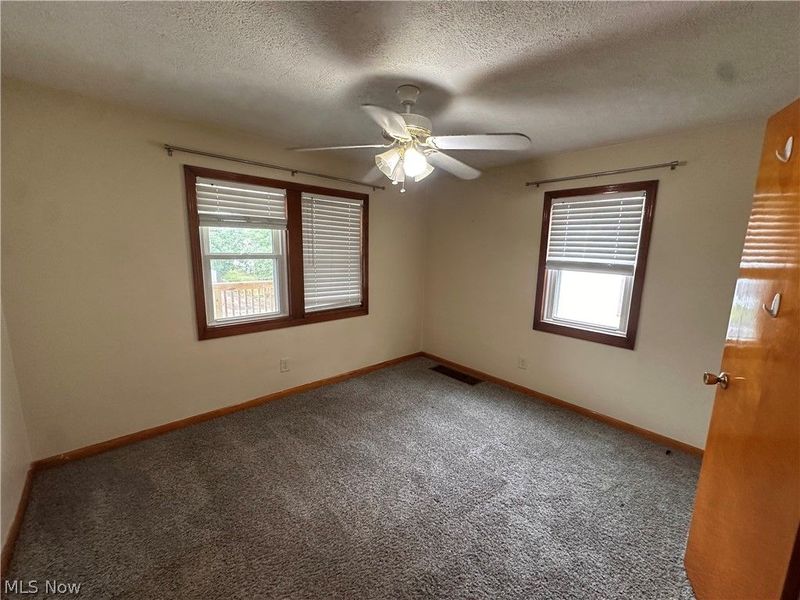 2636 Hollywood Boulevard , Steubenville, OH 43952 Photo 6