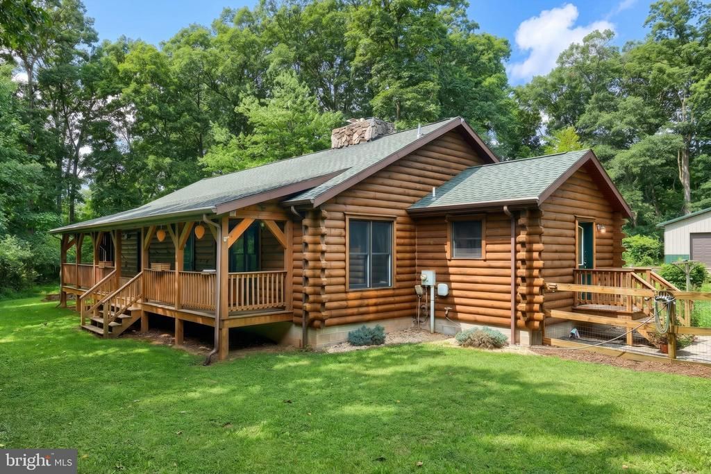 90 WHITE CHURCH ROAD, YORK SPRINGS, PA 17372