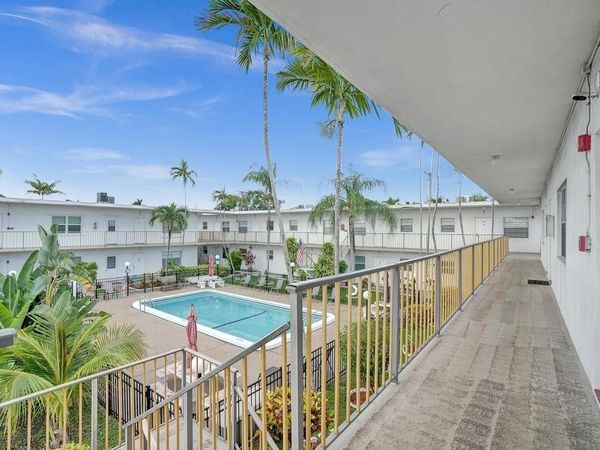 2240 JOHNSON Street, Unit 212, Hollywood, FL 33020